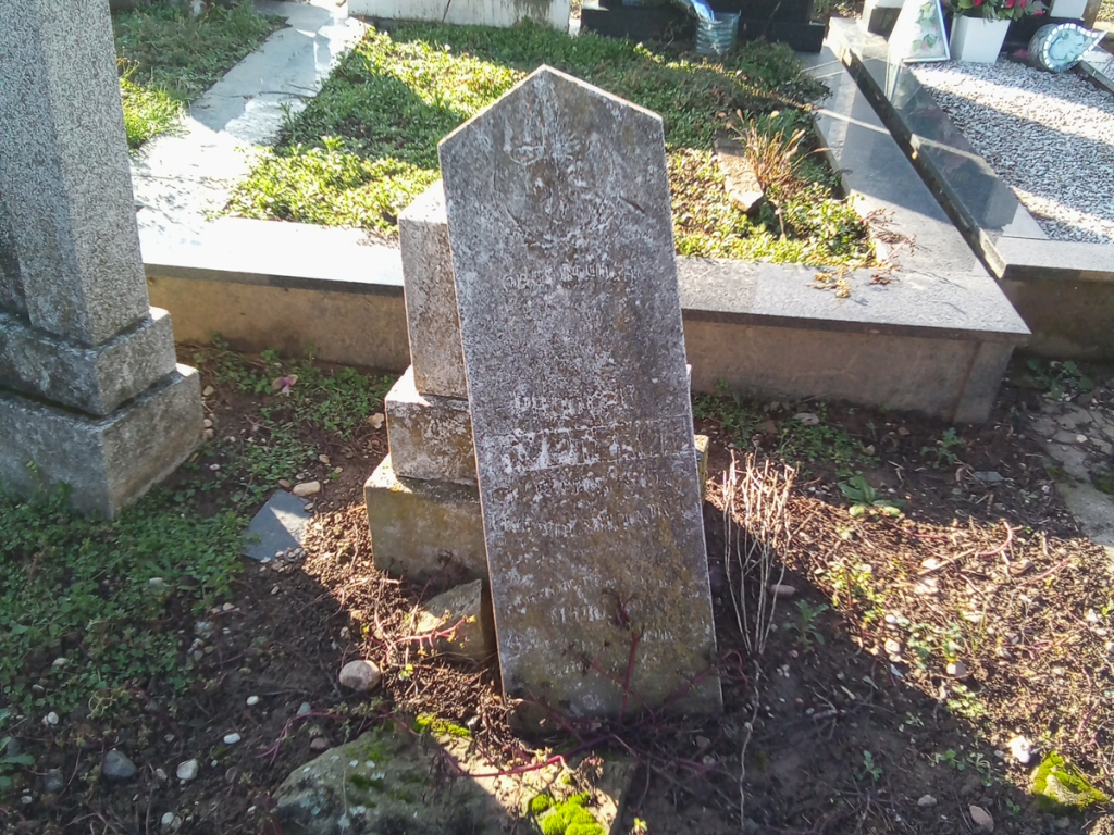 Фотографија гробног места