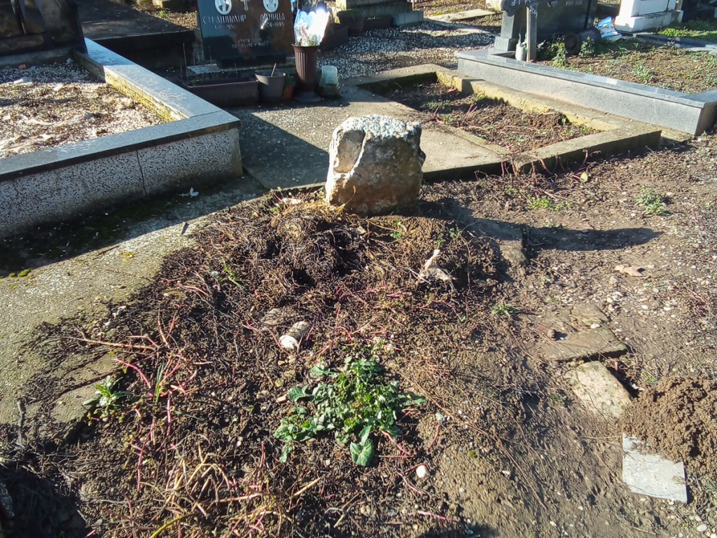 Фотографија гробног места