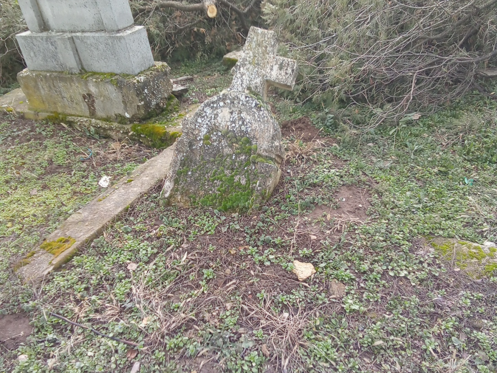 Фотографија гробног места